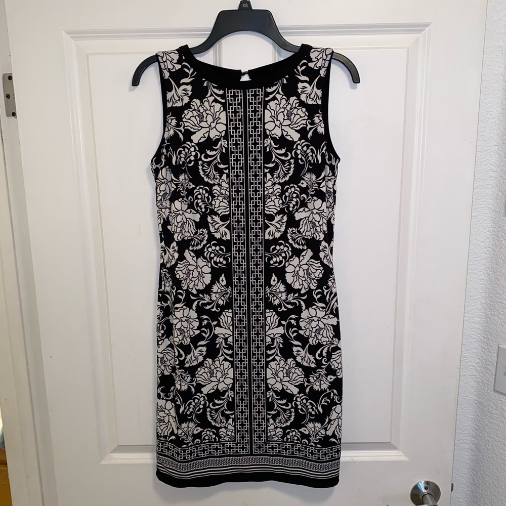 🖤White House Black Market Sleeveless Reversible Mini Dress | Black & Cream